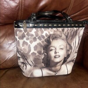 Marilyn Monroe Black and Brown Women's Tote Bag